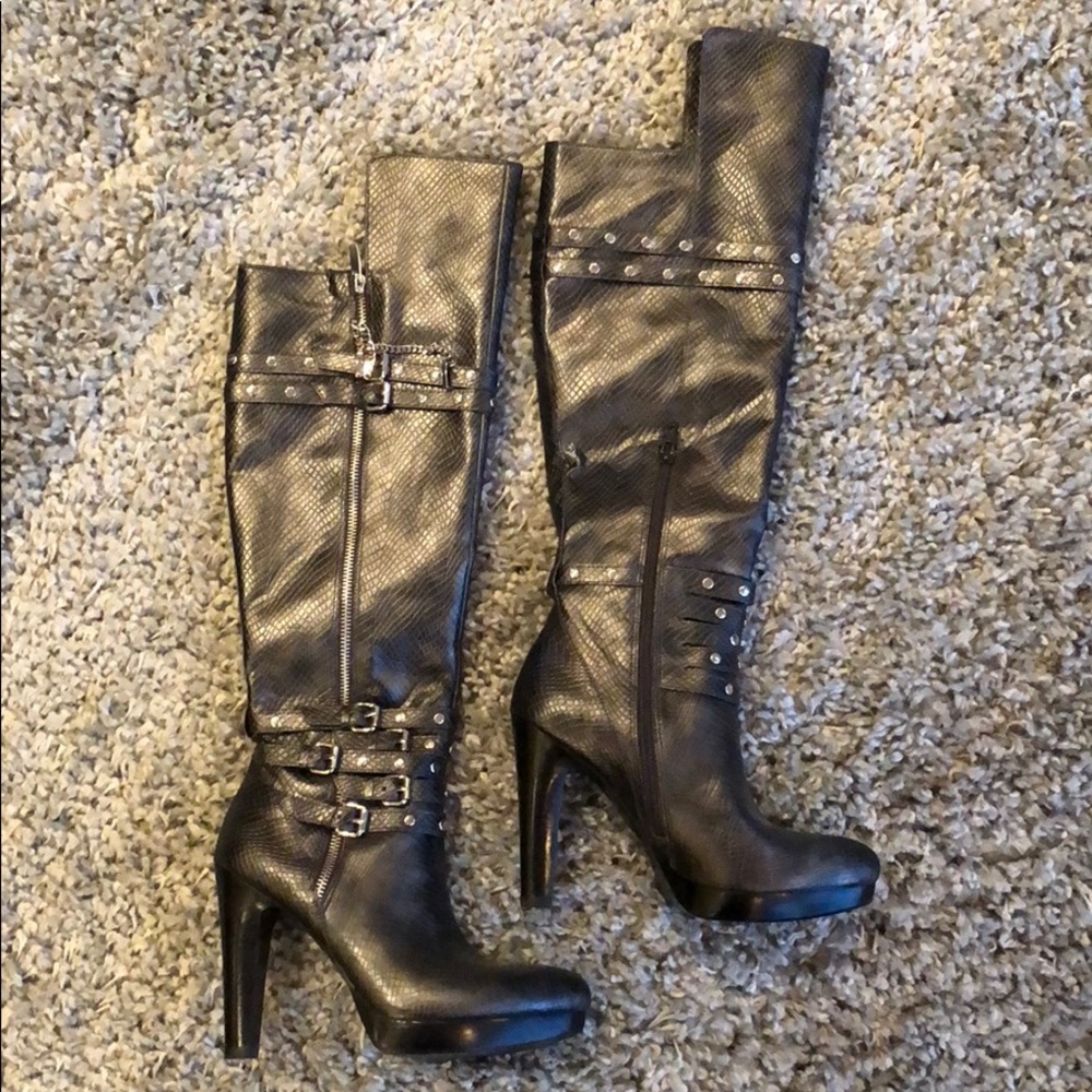 Carlos Santanas - High Boots